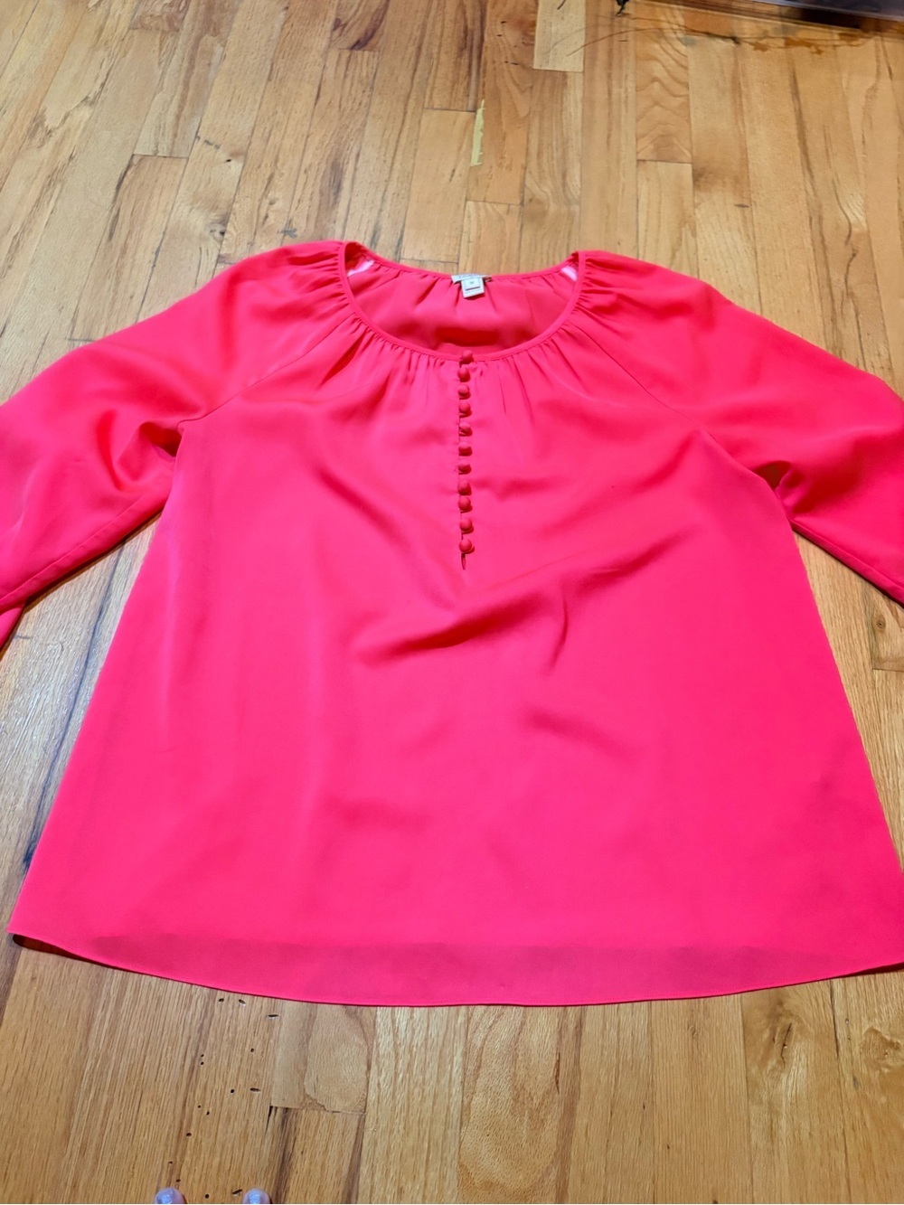 J.Crew Hot Pink Coral Covered Button Long Sleeve Blouse Women’s Medium - Picture 2 of 9